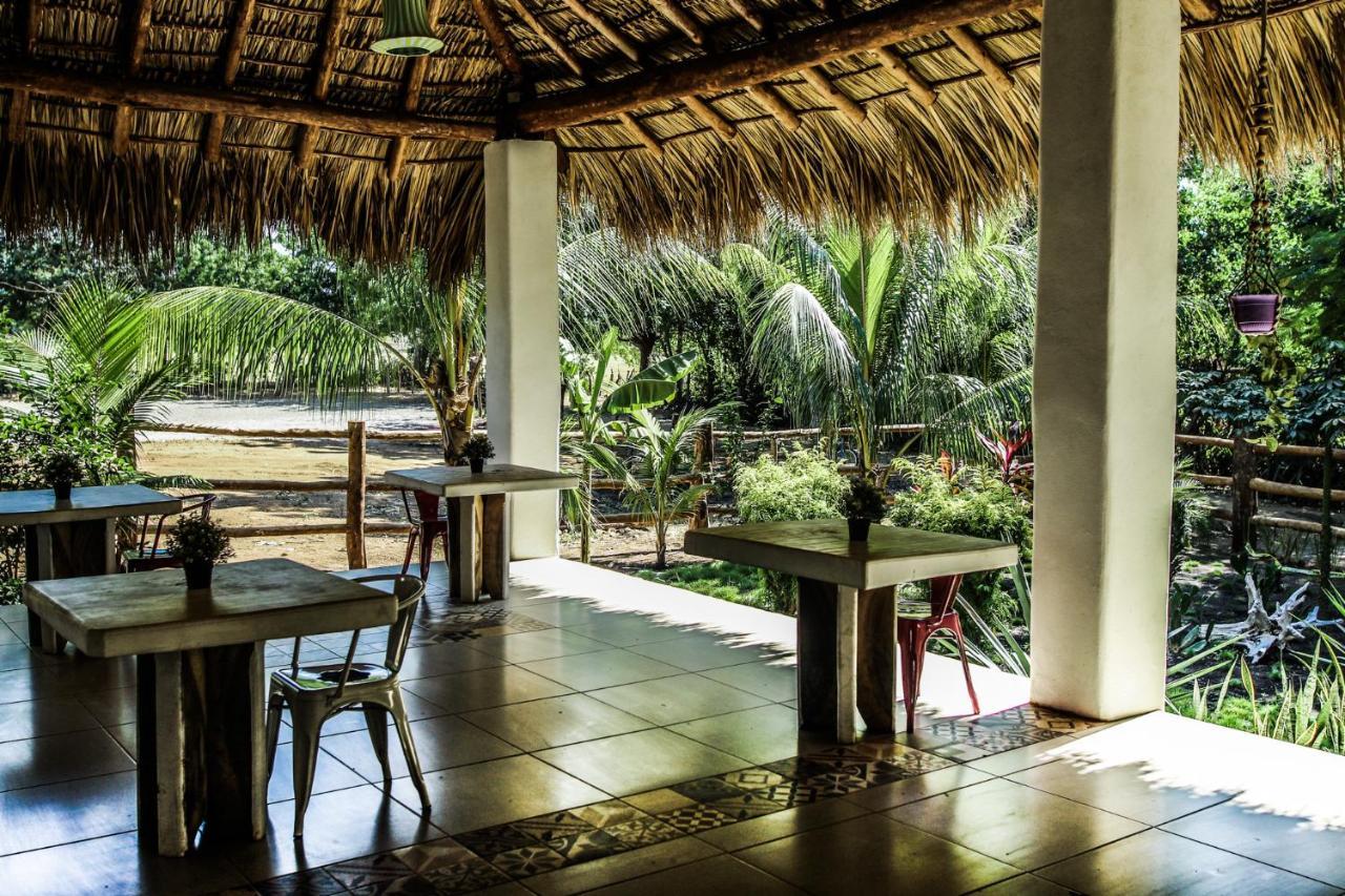 Las Dunas Surf Resort Aposentillo Exterior foto